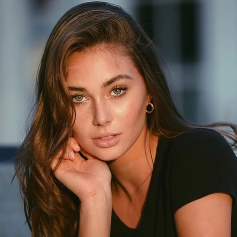 Taylor Morland - taylor-morland-hot-50.webp